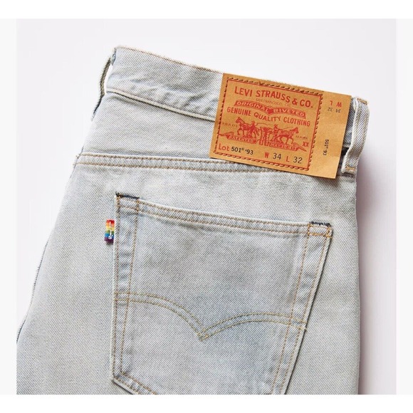 NEW Levi's Pride 501 '93 Straight Fit Button Fly Distressed Jeans Men’s 36/32 - Picture 2 of 8